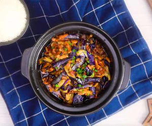Spicy Eggplant with Minced Pork (Italian fusion)/ 意式鯷魚魚香茄子煲