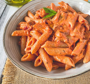 Penne Fume’ Smoky Bacon With Homemade Creamy Pink Signature Sauce 400g (Serve 2 - 4 Vacuum Bag)
